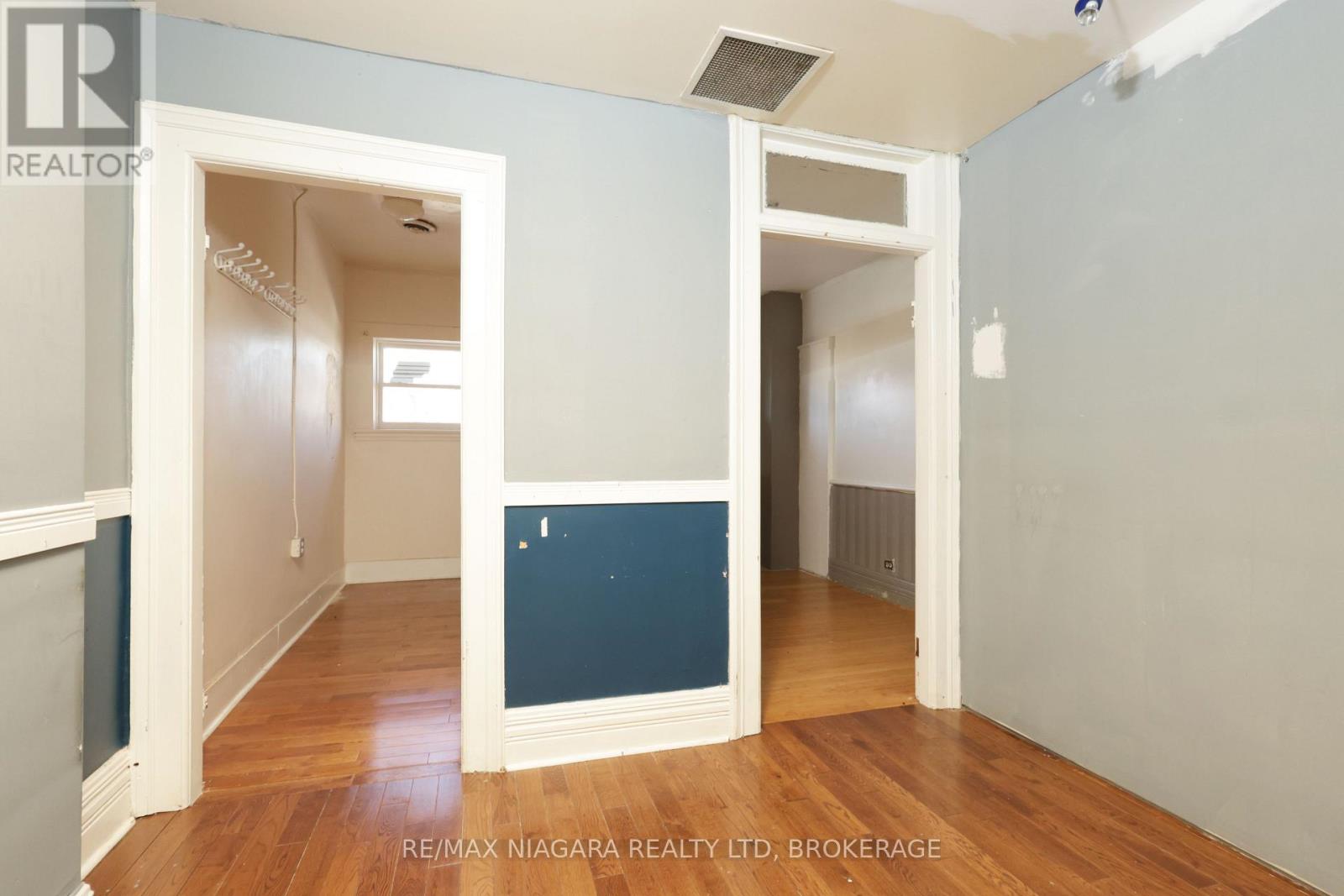 22 Academy Street, St. Catharines, Ontario  L2R 4Z6 - Photo 35 - X13659796