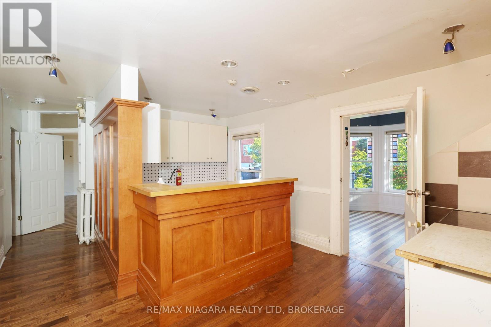22 Academy Street, St. Catharines, Ontario  L2R 4Z6 - Photo 30 - X13659796