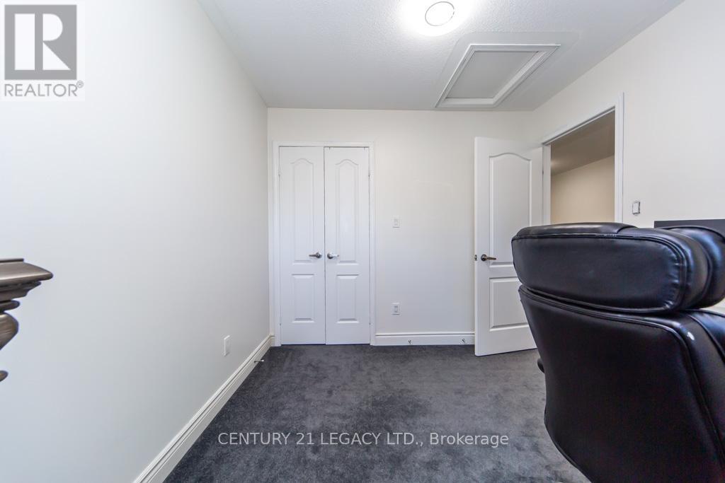 44 Tincomb Crescent, Whitby, Ontario  L1R 2Y6 - Photo 31 - E13660068