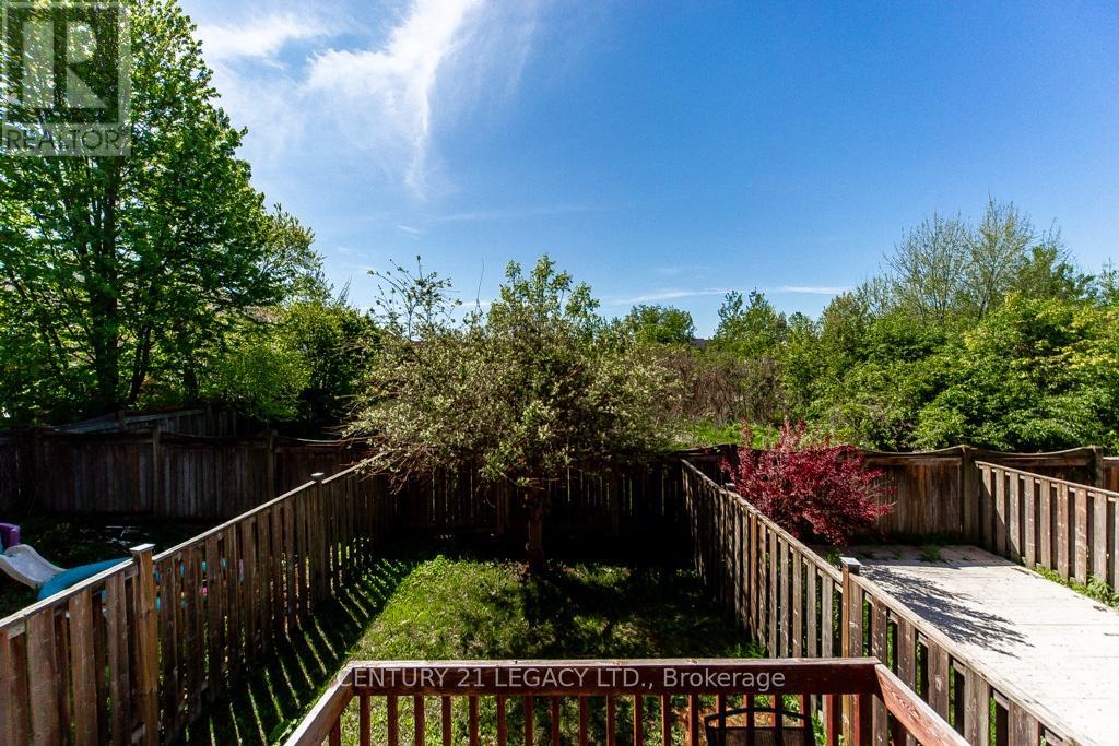 44 Tincomb Crescent, Whitby, Ontario  L1R 2Y6 - Photo 36 - E13660068