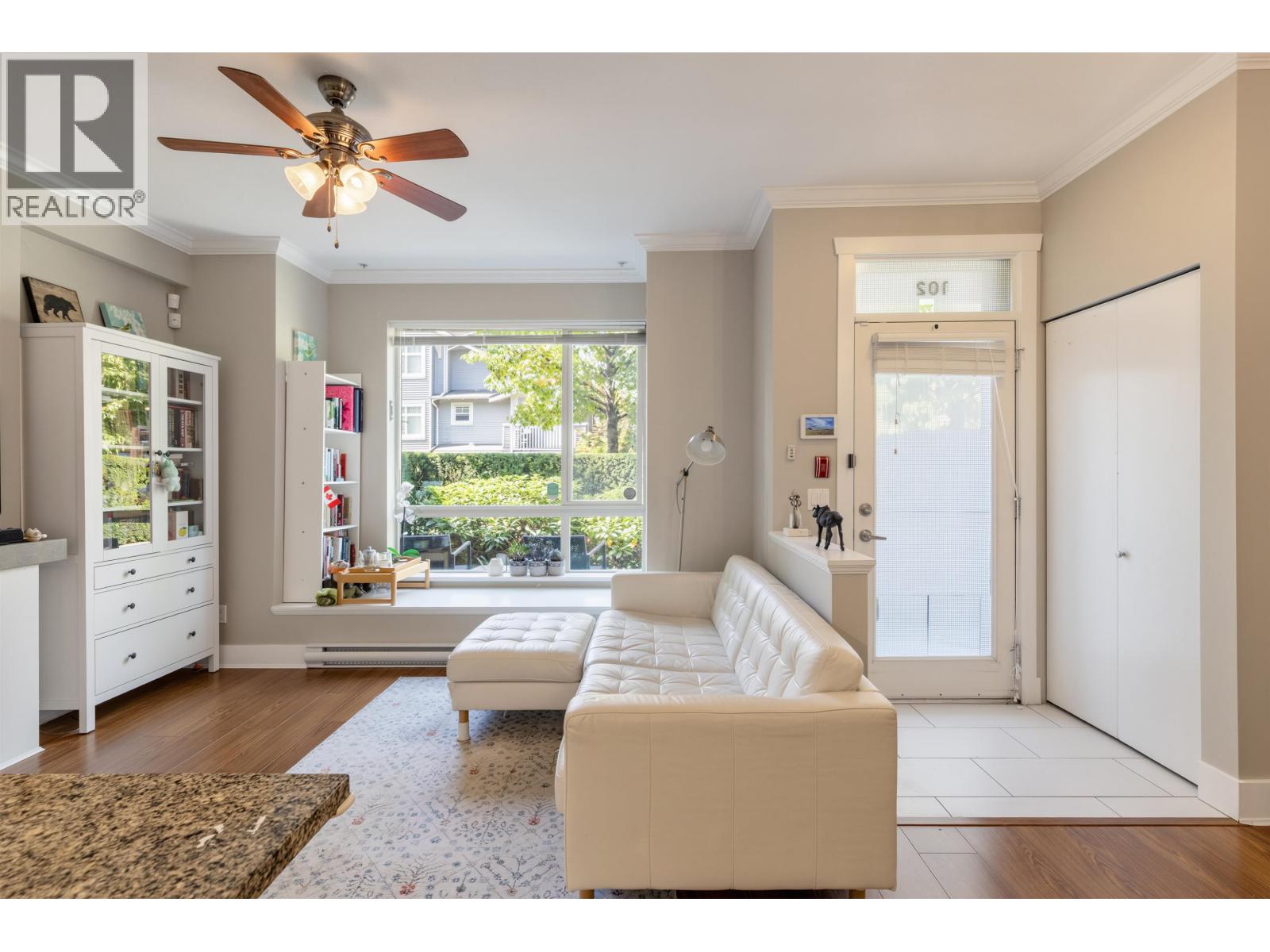 102 7418 Byrnepark Walk, Burnaby, British Columbia  V3N 0B3 - Photo 5 - R3154048
