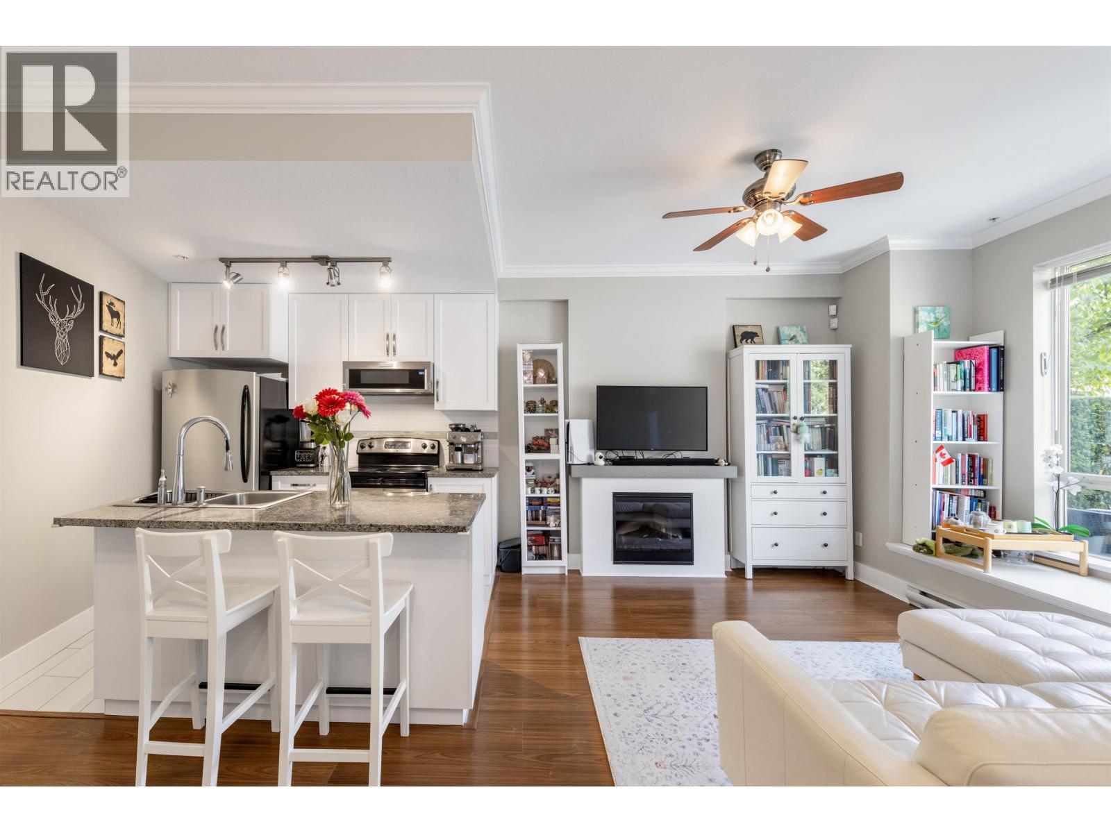 102 7418 Byrnepark Walk, Burnaby, British Columbia  V3N 0B3 - Photo 10 - R3154048