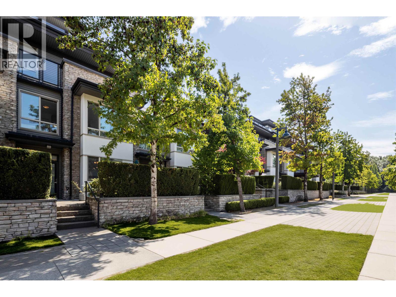 102 7418 Byrnepark Walk, Burnaby, British Columbia  V3N 0B3 - Photo 32 - R3154048