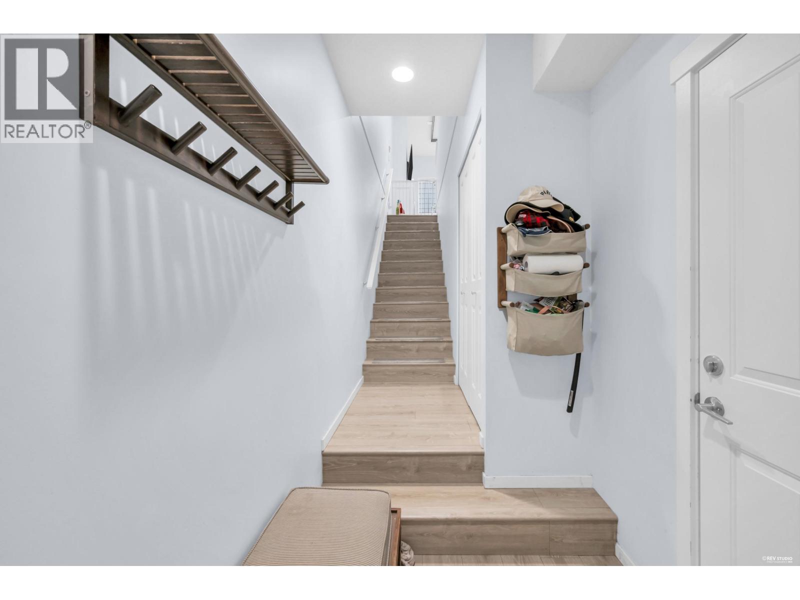 186 3105 Dayanee Springs Boulevard, Coquitlam, British Columbia  V3E 0C2 - Photo 4 - R3128850