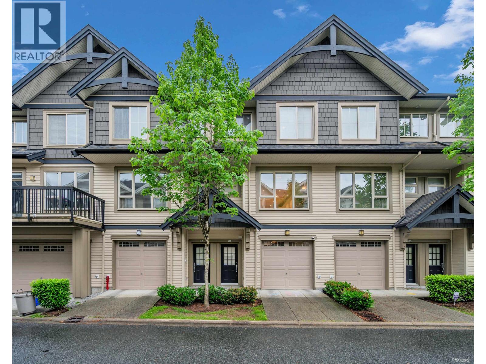 186 3105 DAYANEE SPRINGS BOULEVARD, Coquitlam, British Columbia