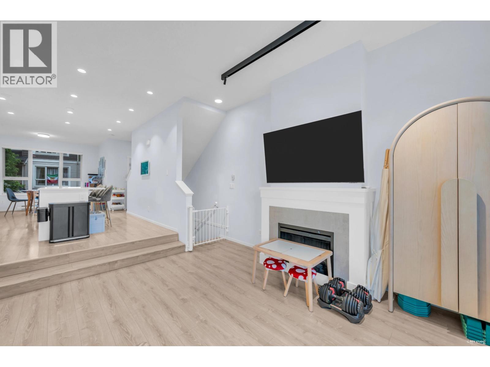 186 3105 Dayanee Springs Boulevard, Coquitlam, British Columbia  V3E 0C2 - Photo 10 - R3128850