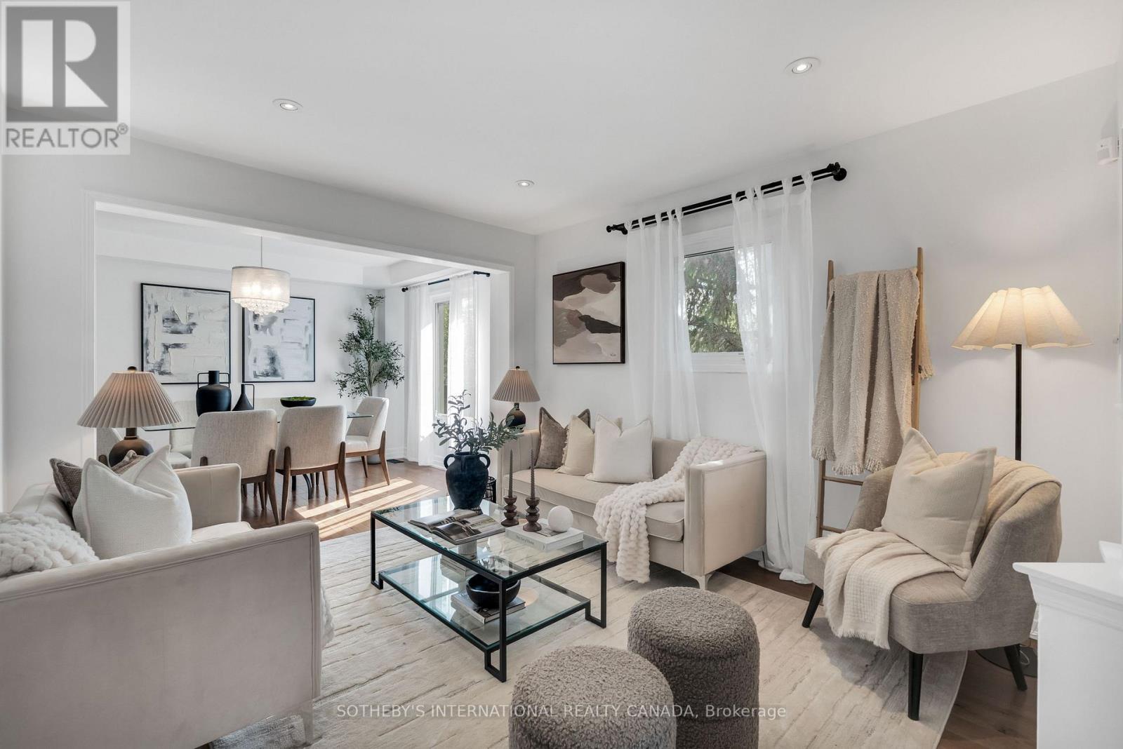 406 PINNACLE TRAIL, Aurora, Ontario