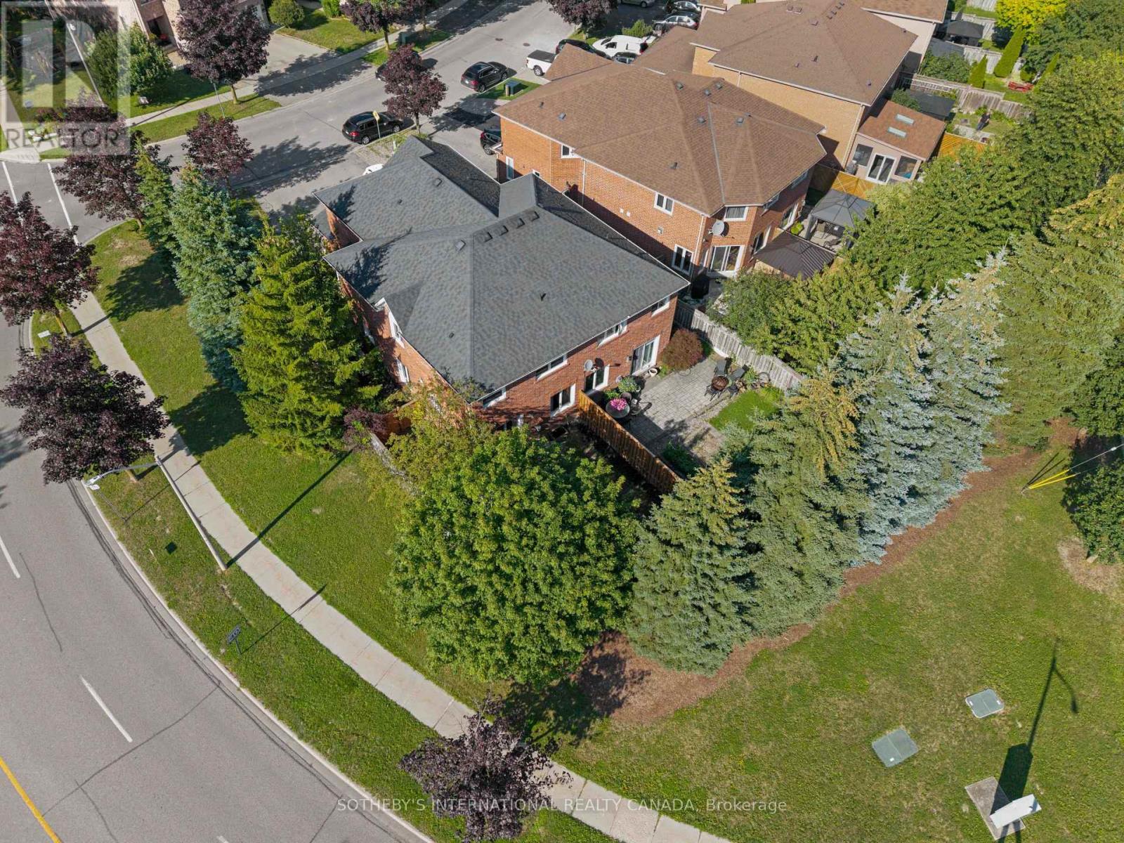 406 Pinnacle Trail, Aurora, Ontario  L4G 7G6 - Photo 18 - N13660074