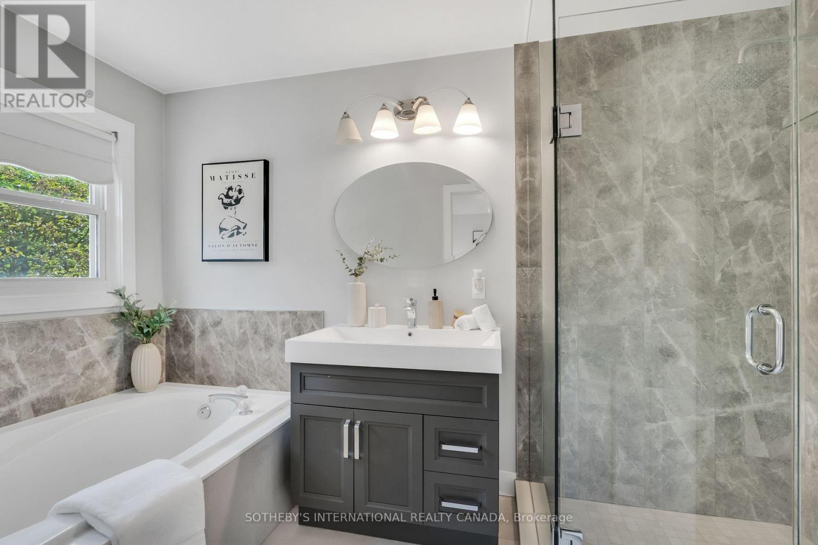 406 Pinnacle Trail, Aurora, Ontario  L4G 7G6 - Photo 9 - N13660074