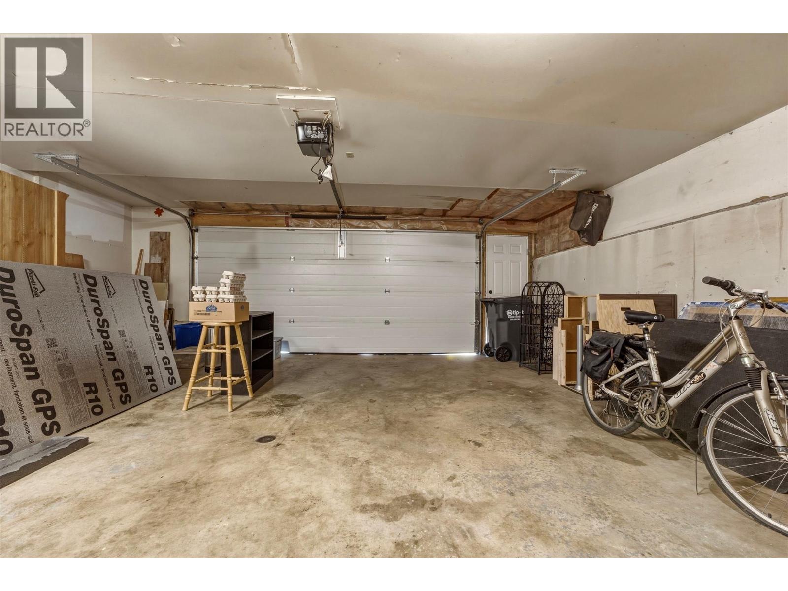 8905 Russet Drive, Vernon, British Columbia  V1B 2B7 - Photo 37 - 10396513