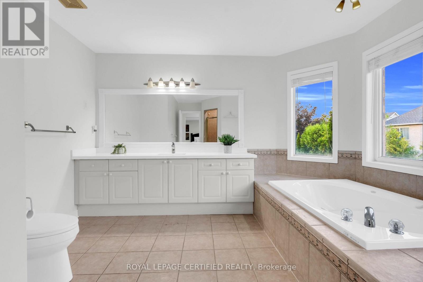 729 Turrell Crescent, Milton, Ontario  L9T 5L4 - Photo 24 - W13660076