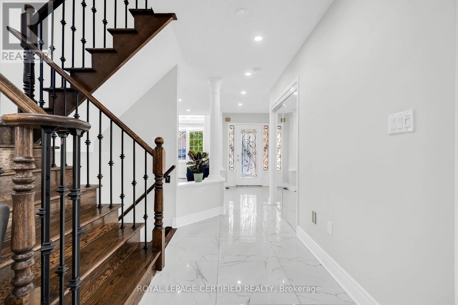 729 Turrell Crescent, Milton, Ontario  L9T 5L4 - Photo 9 - W13660076