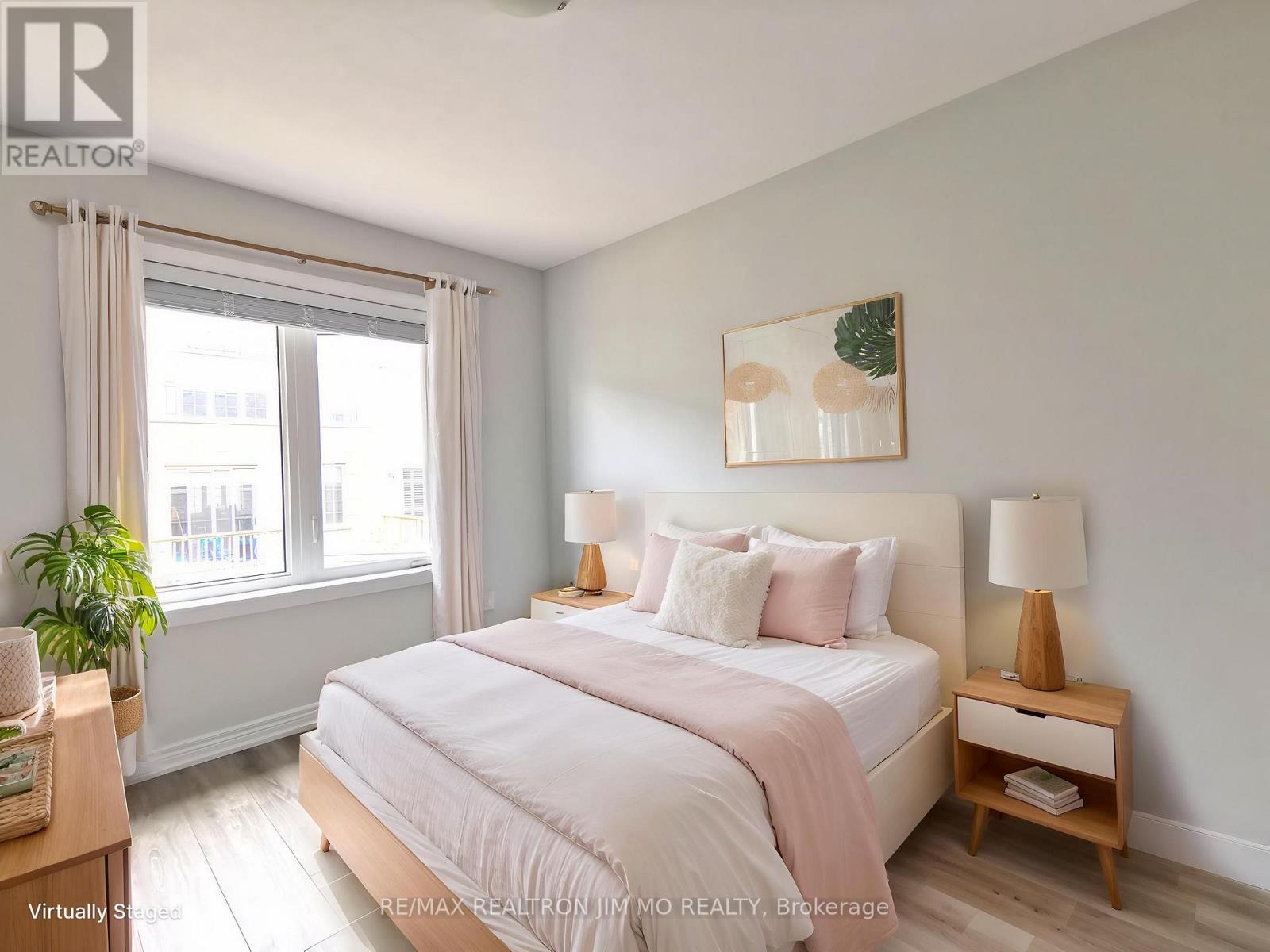 398 Threshing Mill Boulevard, Oakville, Ontario L6H 0P6 - Photo 8 - W13660078