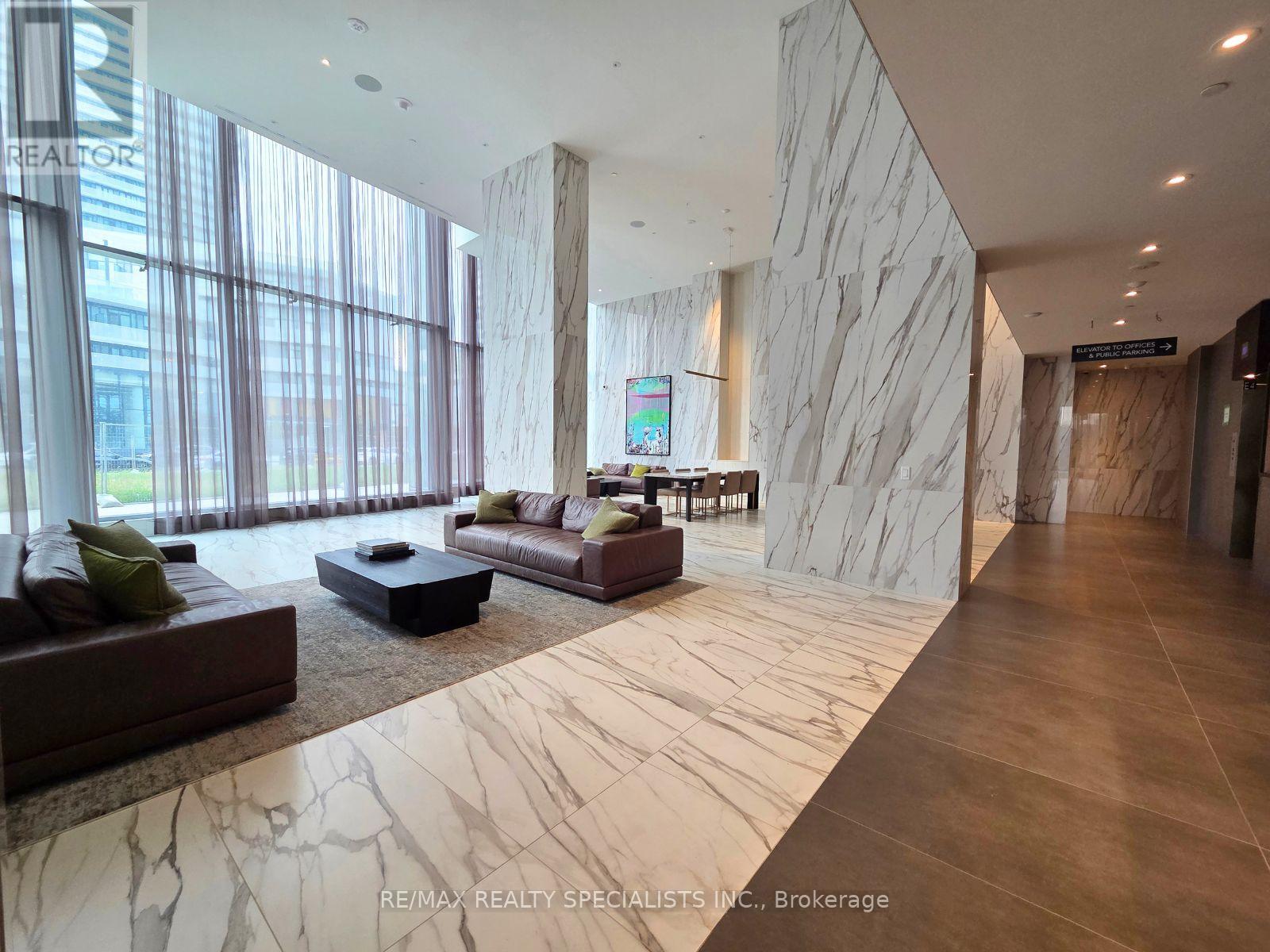 527 - 448 BURNHAMTHORPE ROAD W, Mississauga, Ontario
