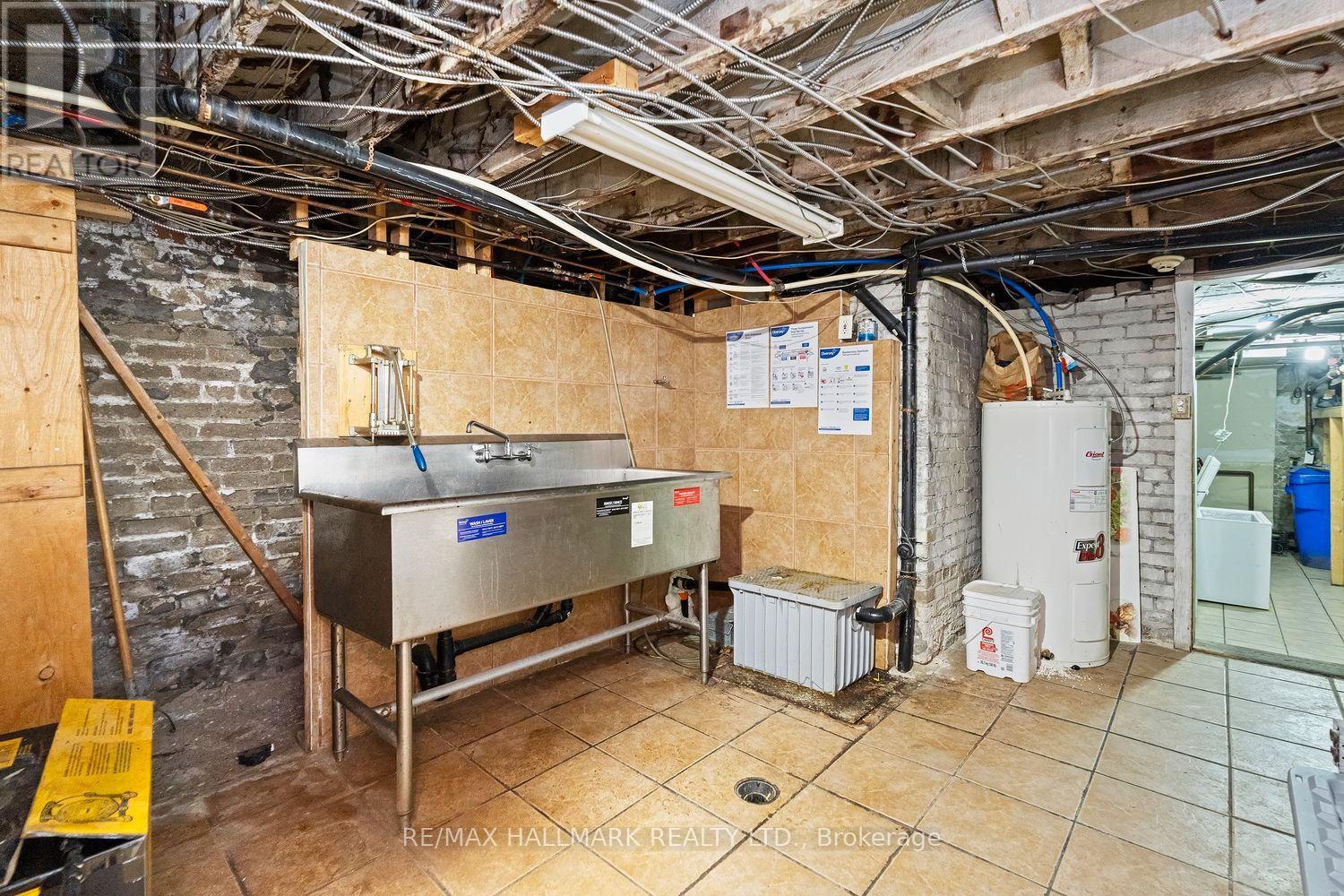 523 Annette Street, Toronto, Ontario M6P 1S1 - Photo 27 - W13660084
