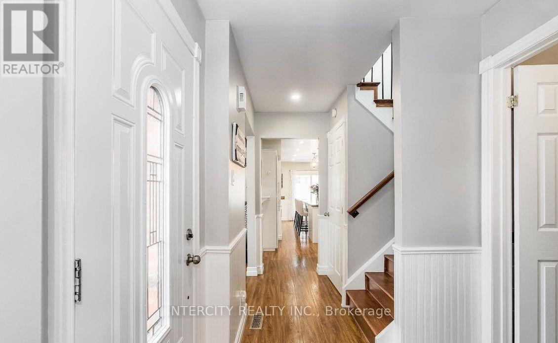 79 Kinzie Lane, Barrie, Ontario  L4M 5Z8 - Photo 12 - S13658536