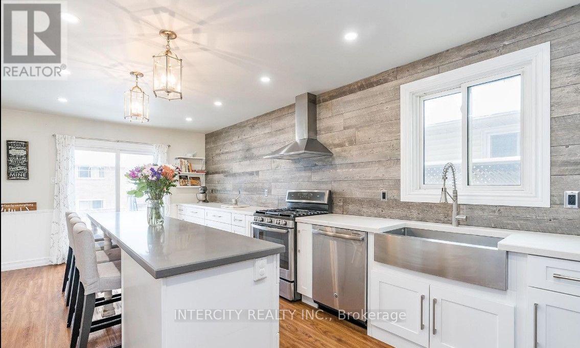 79 Kinzie Lane, Barrie, Ontario  L4M 5Z8 - Photo 11 - S13658536