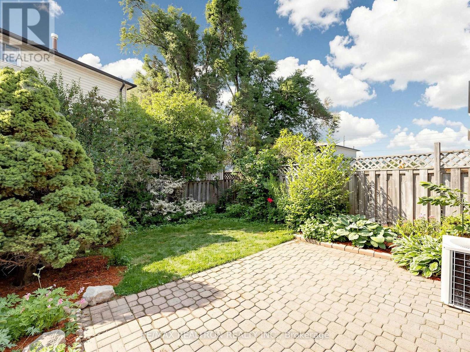 12 Robin Court, Barrie, Ontario  L4M 5M1 - Photo 24 - S13572254