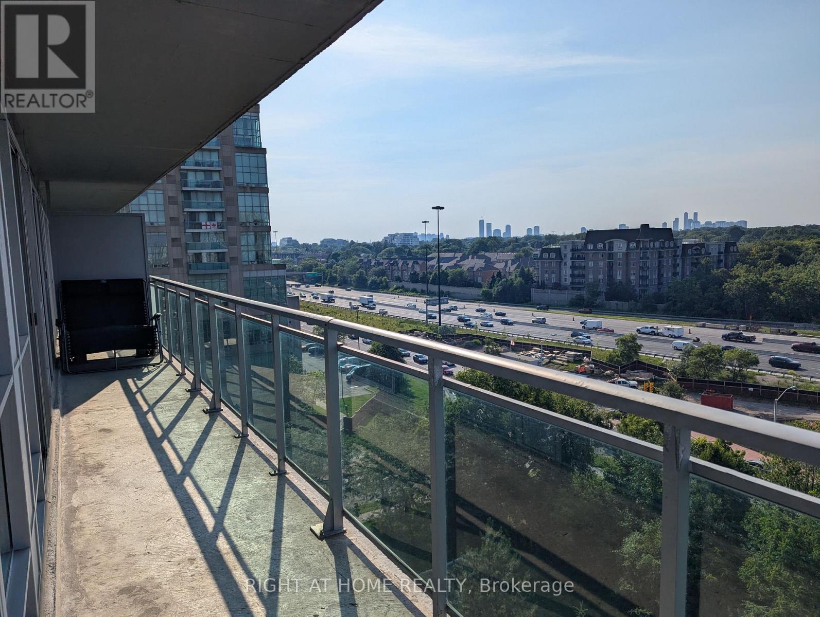 904 - 185 Legion Road N, Toronto, Ontario  M8Y 0A1 - Photo 10 - W13569536