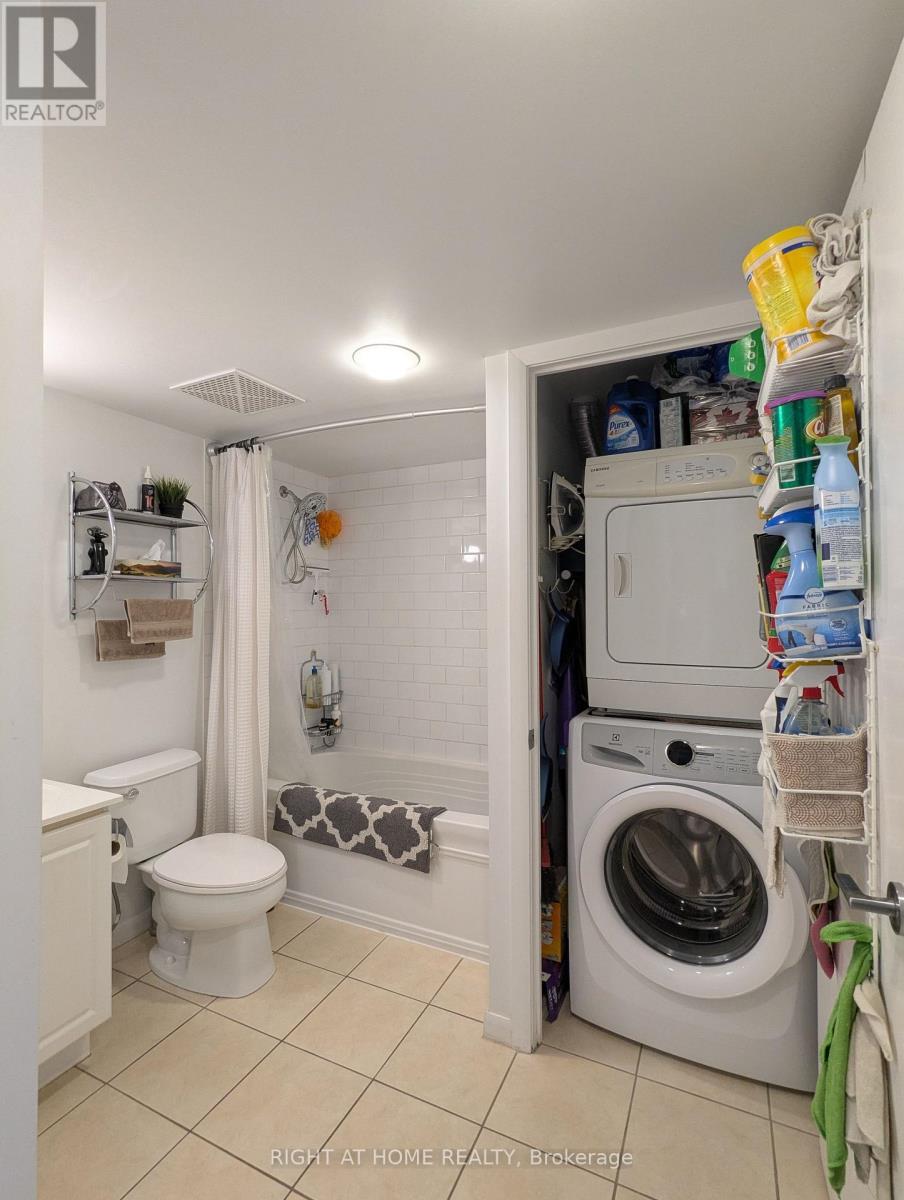 904 - 185 Legion Road N, Toronto, Ontario  M8Y 0A1 - Photo 7 - W13569536
