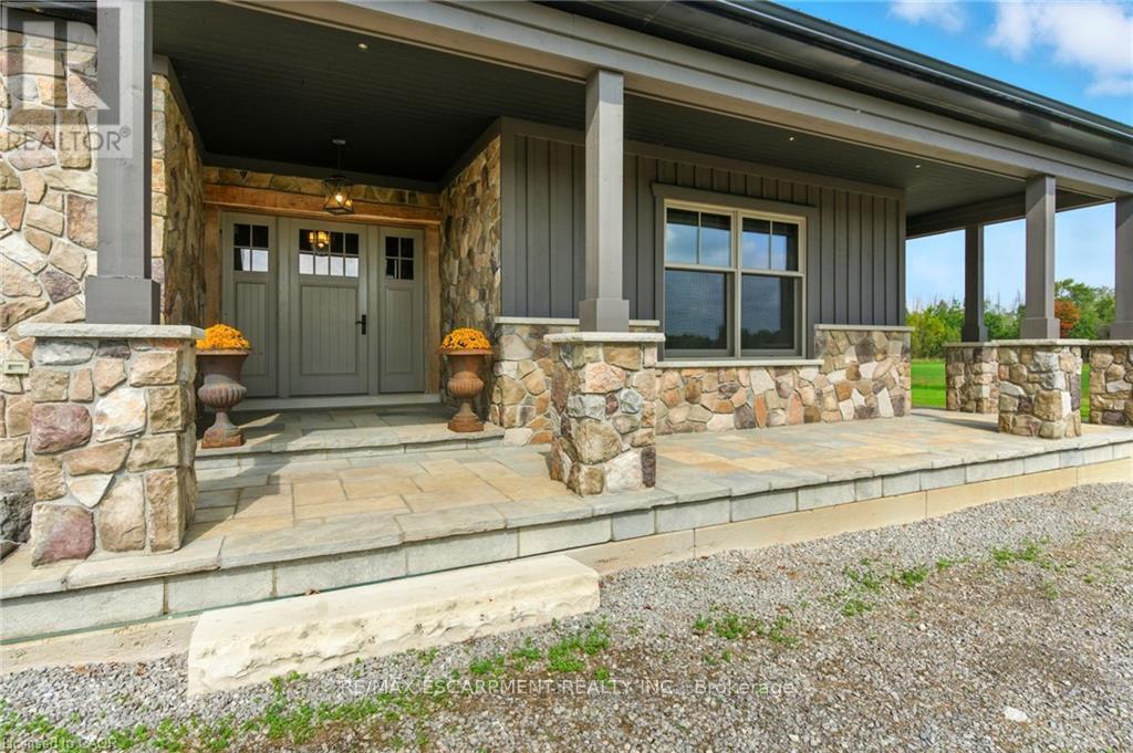 437 6th Concession Road E, Hamilton, Ontario  L8B 1A3 - Photo 3 - X13660062