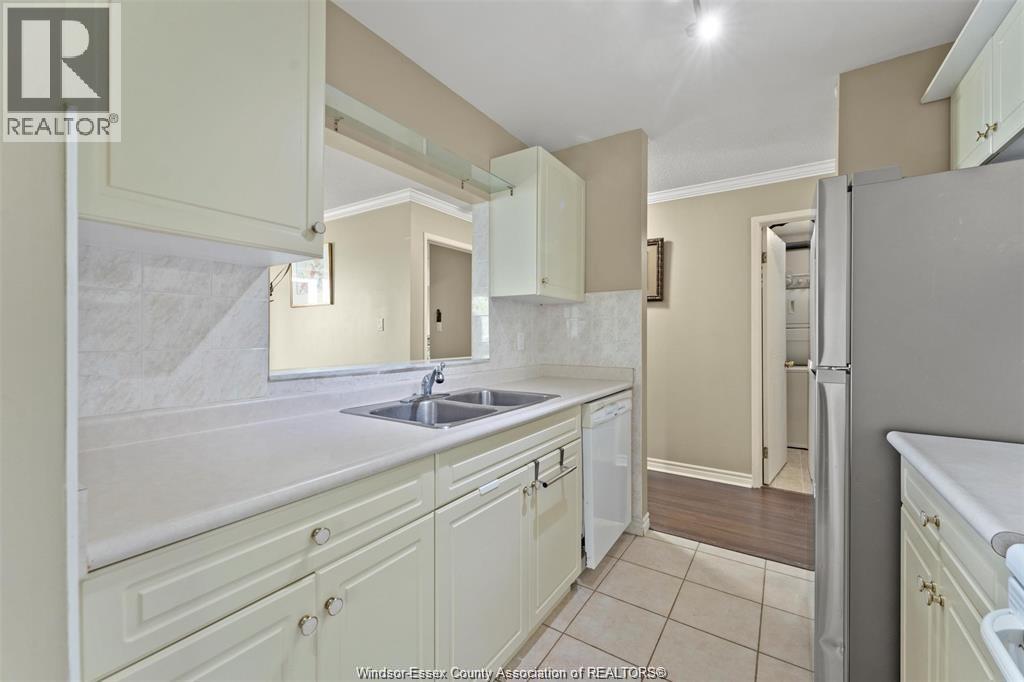 3000 Sandwich Street Unit# 306, Windsor, Ontario  N9C 4G3 - Photo 9 - 26019195