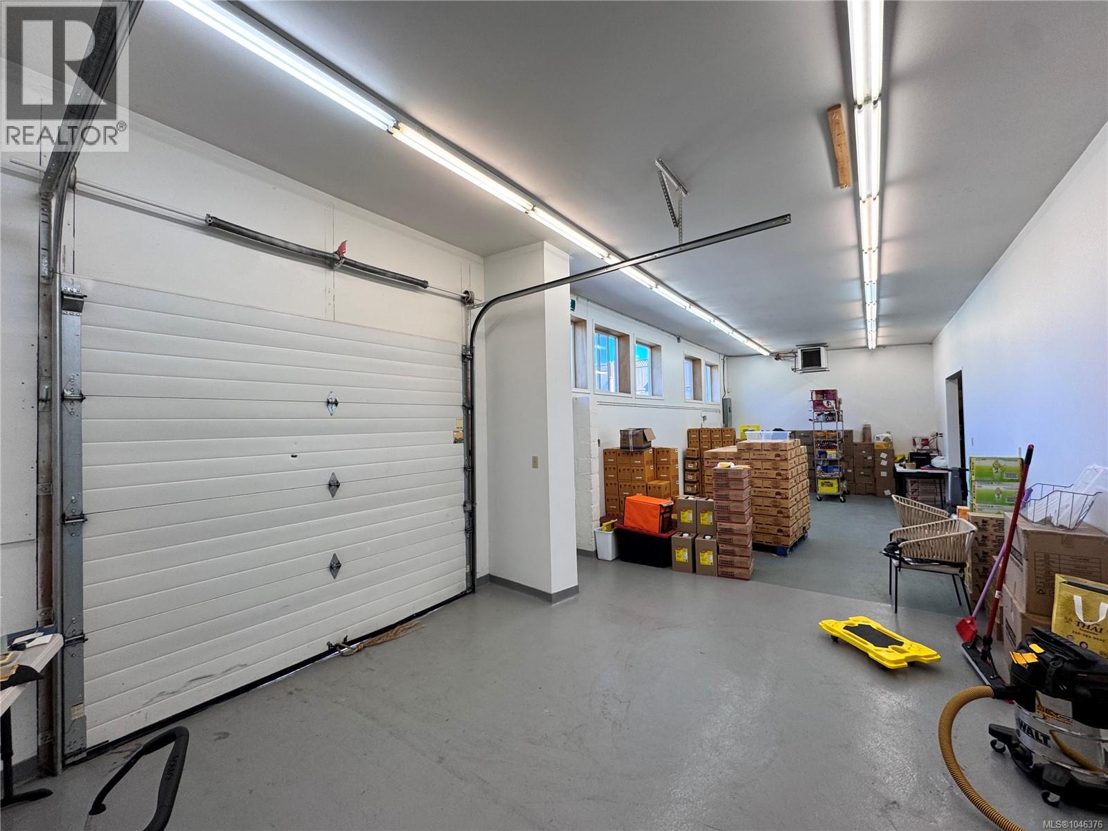 3 859 Devonshire Rd, Esquimalt, British Columbia  V9A 4T5 - Photo 4 - 1046376