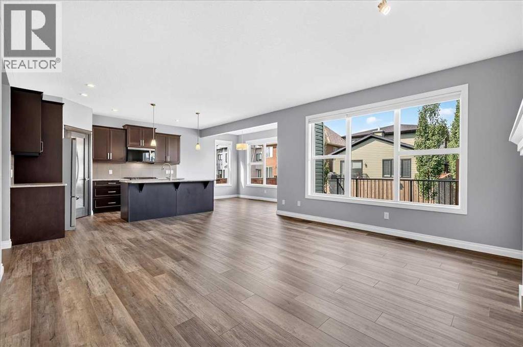 51 Evansborough Road Nw, Calgary, Alberta  T3P 0R1 - Photo 2 - A2332871