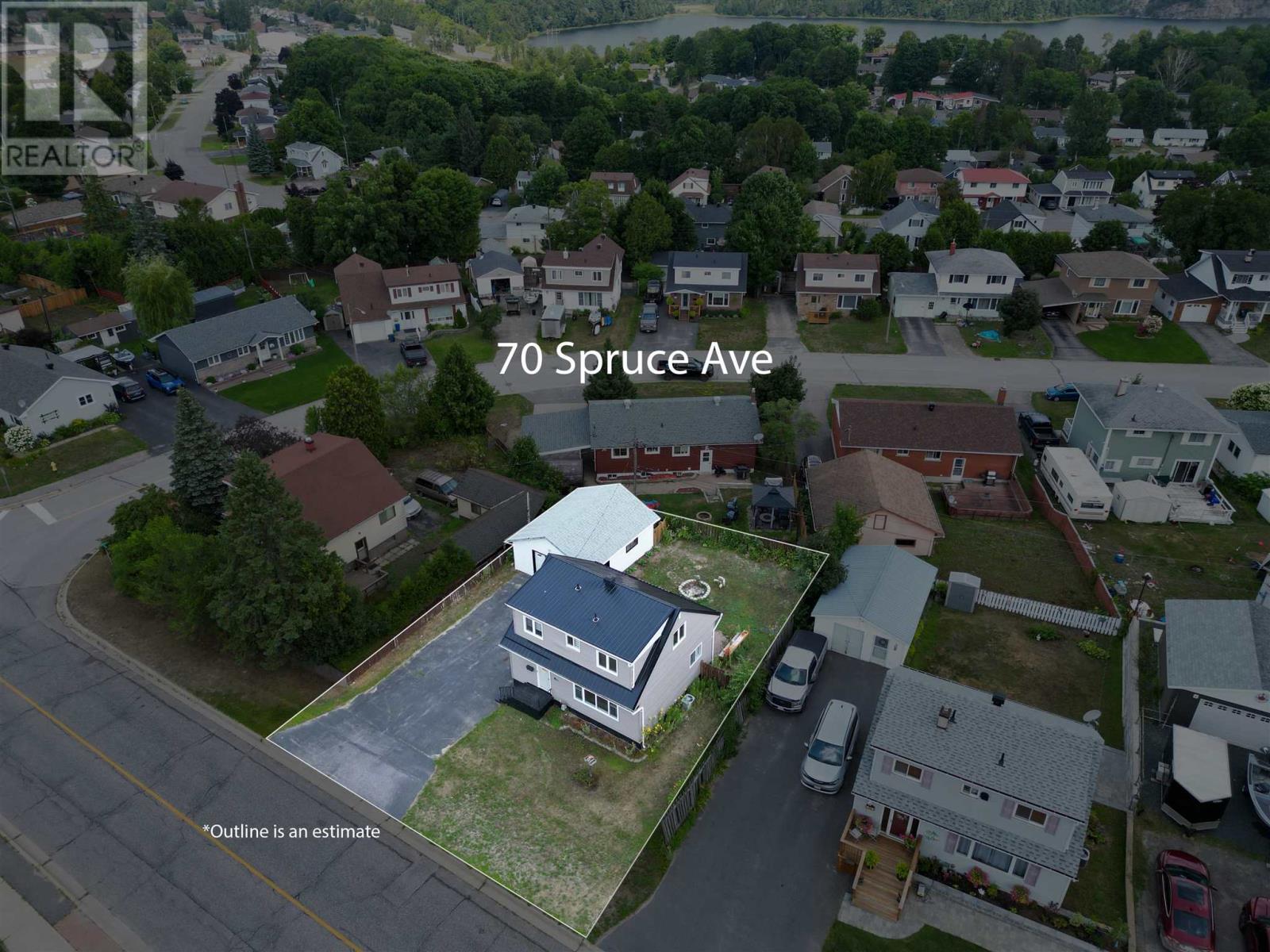 70 Spruce Ave, Elliot Lake, Ontario  P5A 2B8 - Photo 2 - SM262135