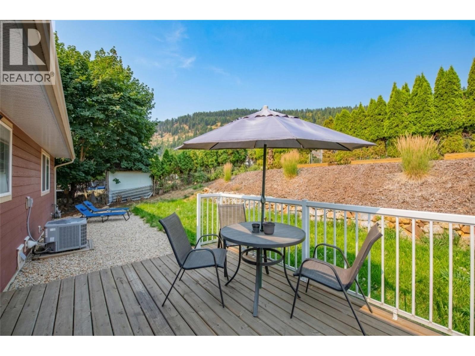 1808 Skyview Crescent, Lumby, British Columbia  V0E 2G0 - Photo 38 - 10396933