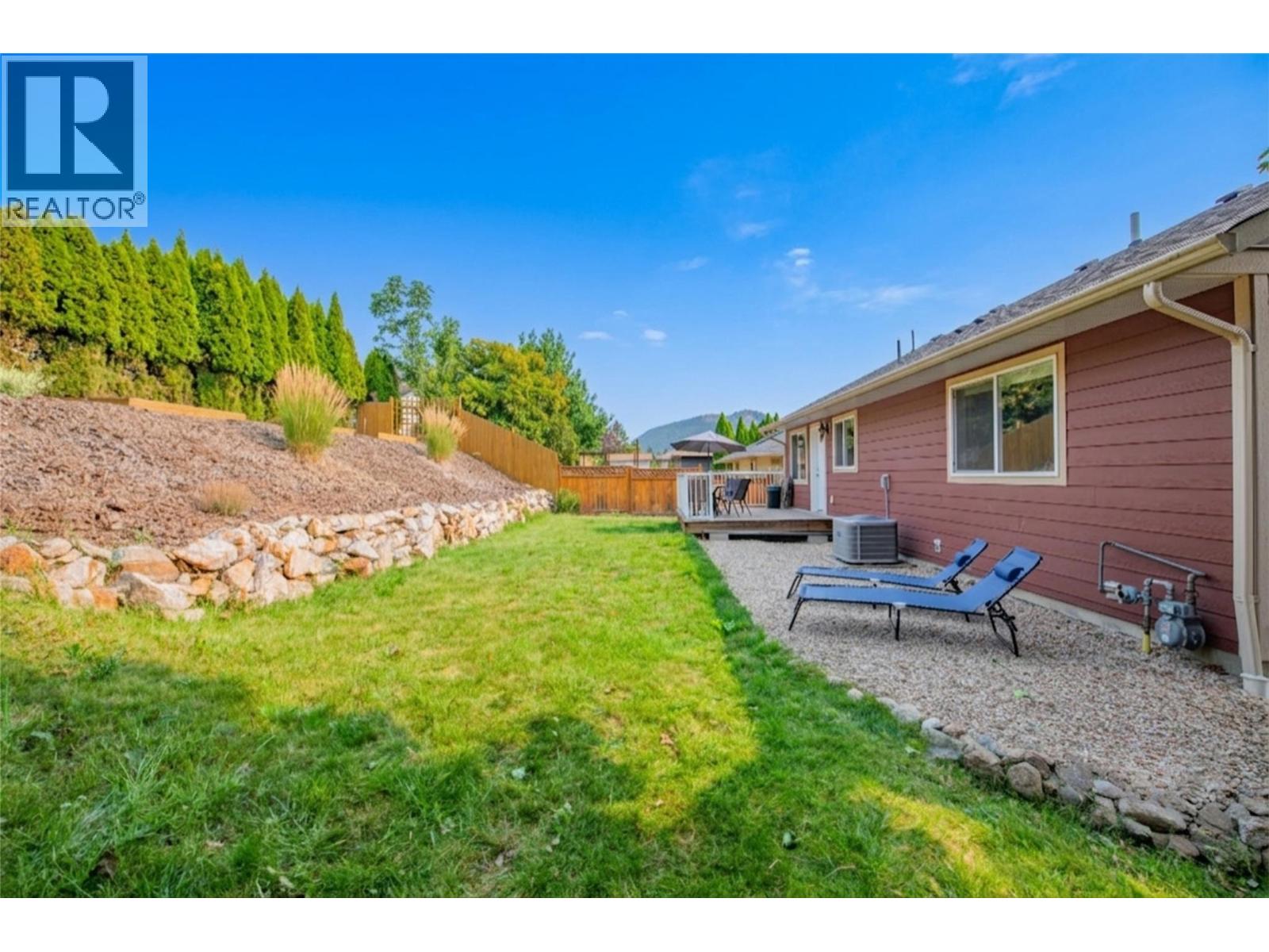 1808 Skyview Crescent, Lumby, British Columbia  V0E 2G0 - Photo 45 - 10396933