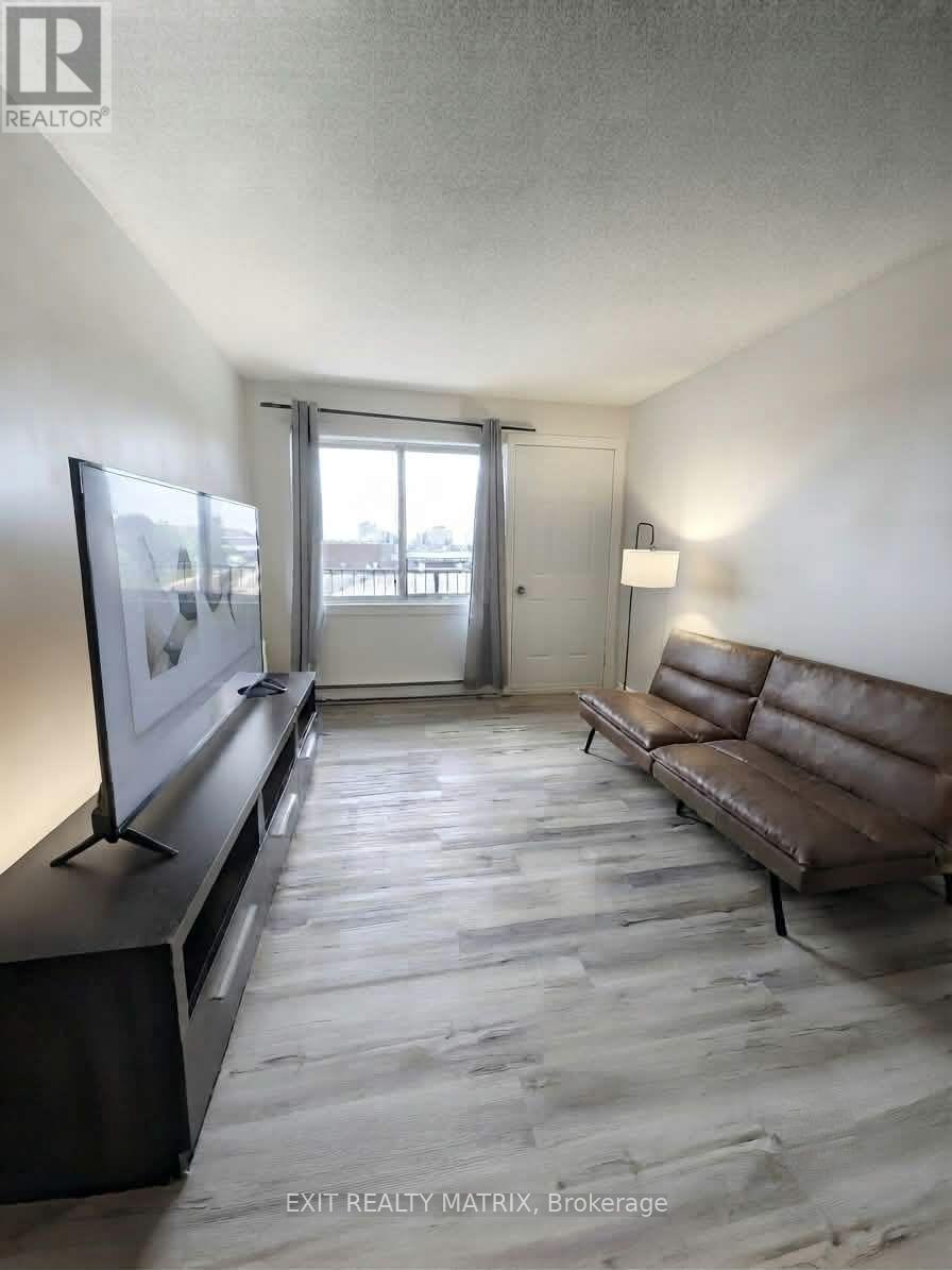 402c - 2041 Arrowsmith Drive, Ottawa, Ontario K1J 7V7 - Photo 3 - X13660102