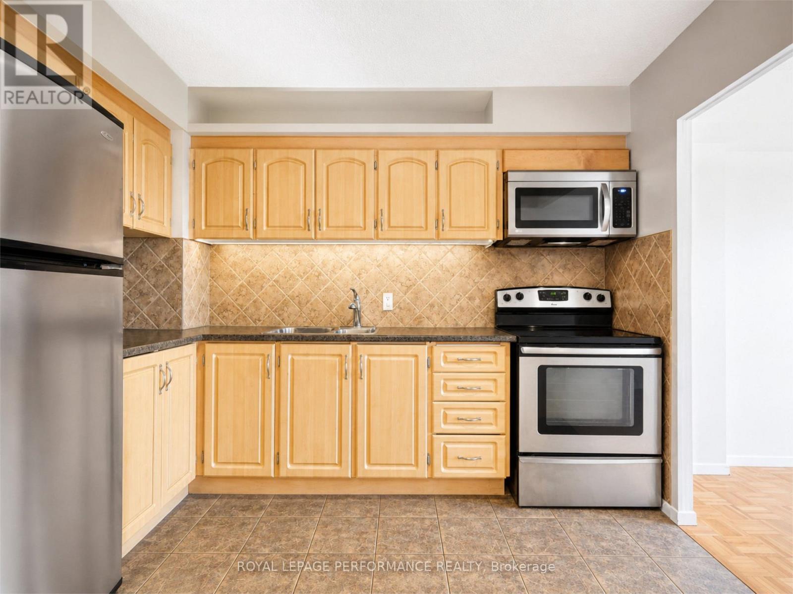 708 - 158c Mcarthur Avenue, Ottawa, Ontario K1L 8E7 - Photo 5 - X13660124