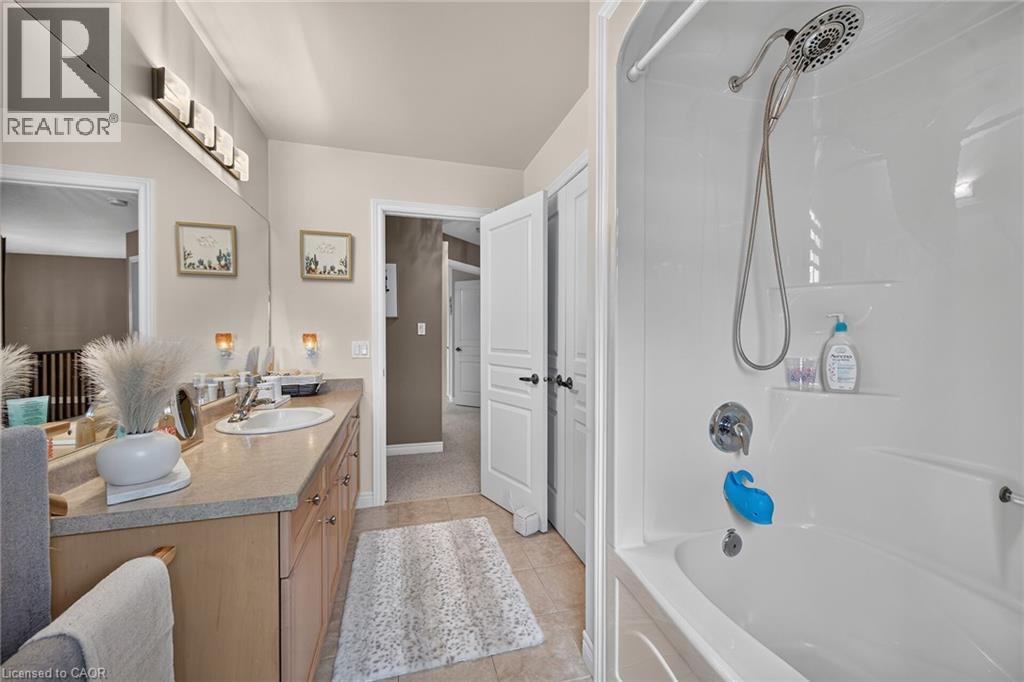 68 Garinger Crescent, Binbrook, Ontario  L0R 1C0 - Photo 32 - 40851162