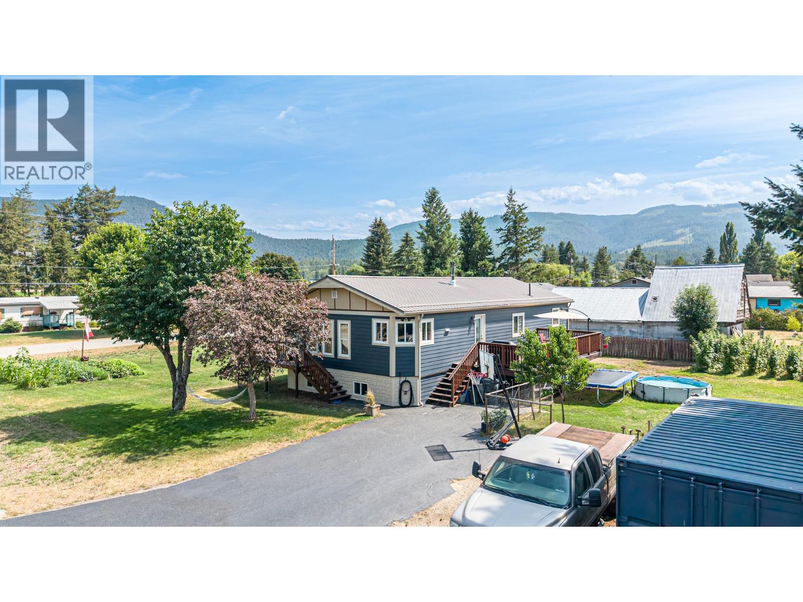 22 Pemberton Road, Lumby, British Columbia  V0E 2G7 - Photo 26 - 10395309