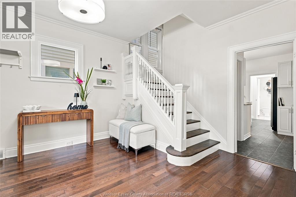 916 Lincoln Road, Windsor, Ontario  N8Y 2H2 - Photo 2 - 26019436