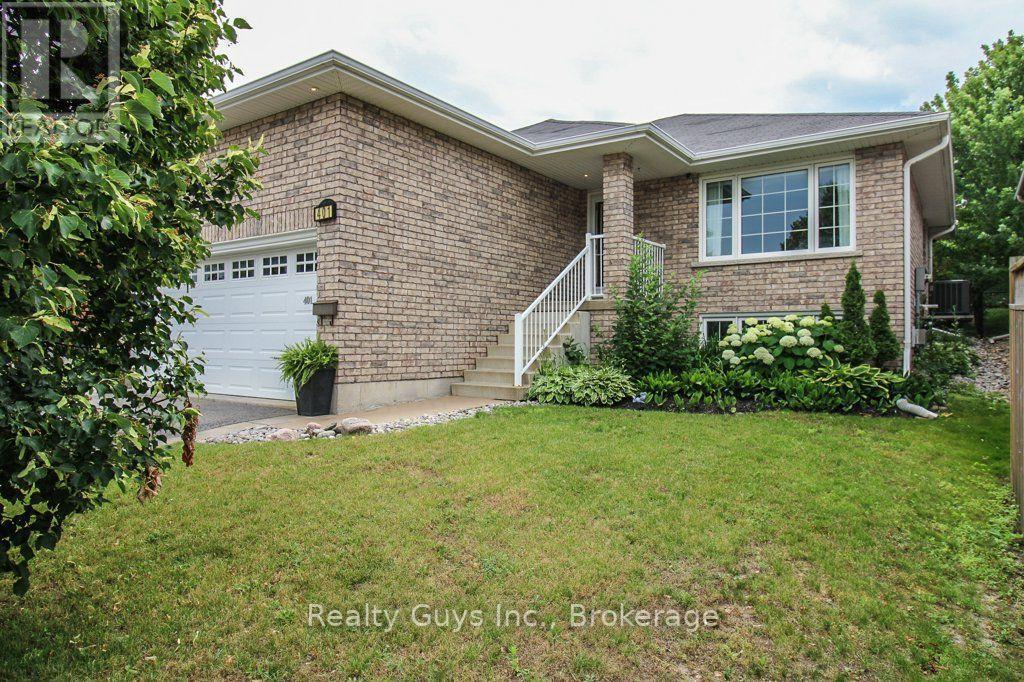 401 Bianco Crescent, Peterborough, Ontario  K9K 0A3 - Photo 2 - X13559832