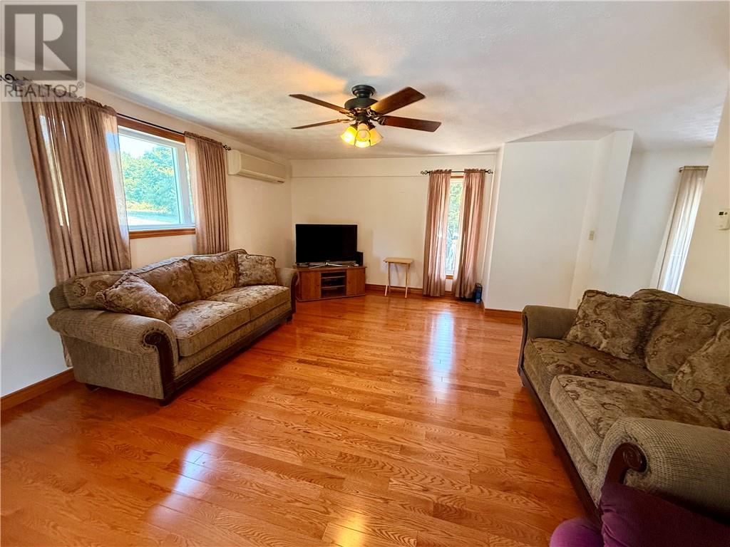 16 Birch Street, Blind River, Ontario  P0R 1B0 - Photo 17 - 2129610