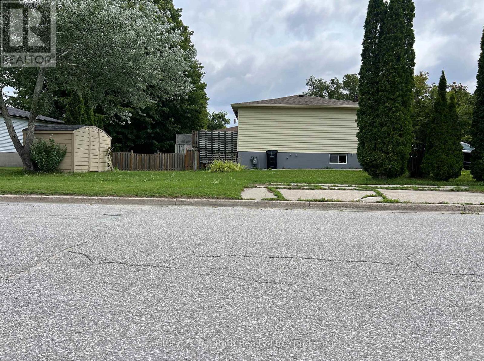 867 Birchwood Drive, Midland, Ontario  L4R 4Y3 - Photo 15 - S13660176