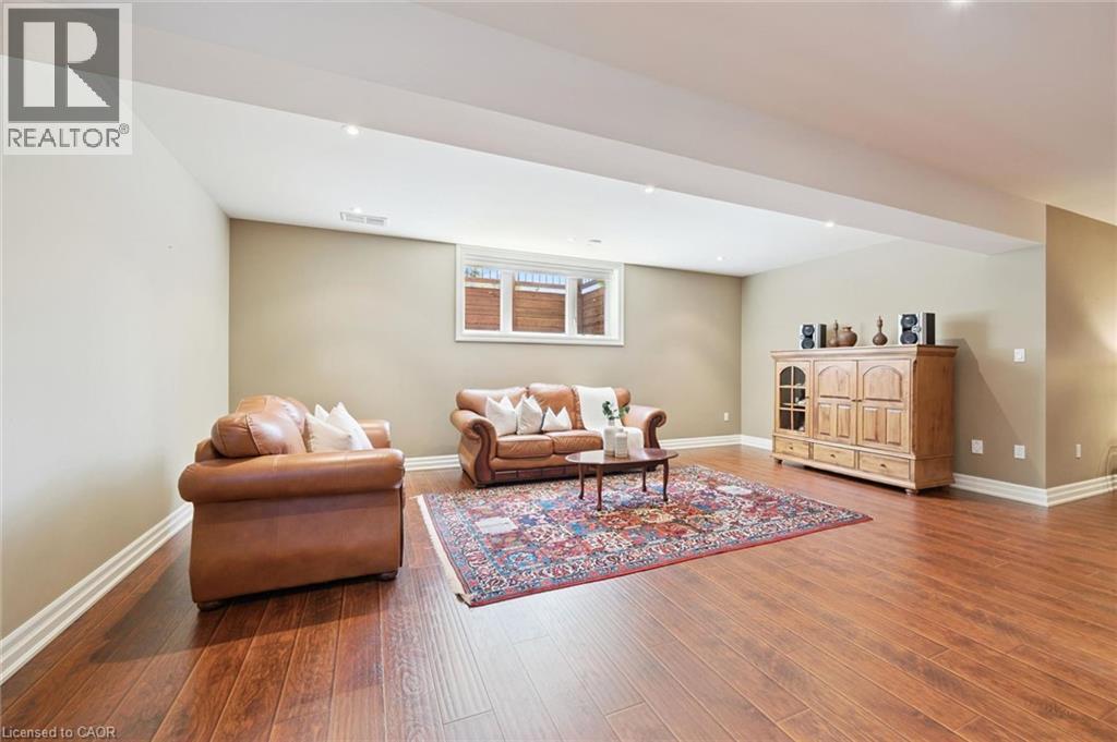 596 Regal Place, Waterloo, Ontario  N2V 2G3 - Photo 38 - 40844927