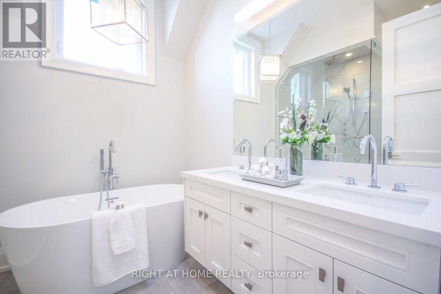 289 Connaught Avenue, Toronto, Ontario  M2M 1H7 - Photo 15 - C13660150