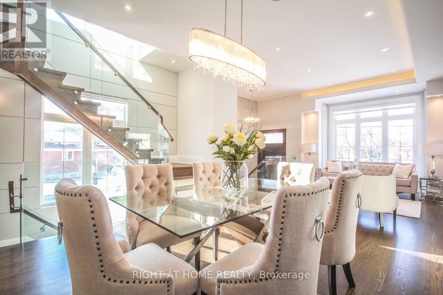 289 Connaught Avenue, Toronto, Ontario  M2M 1H7 - Photo 5 - C13660150