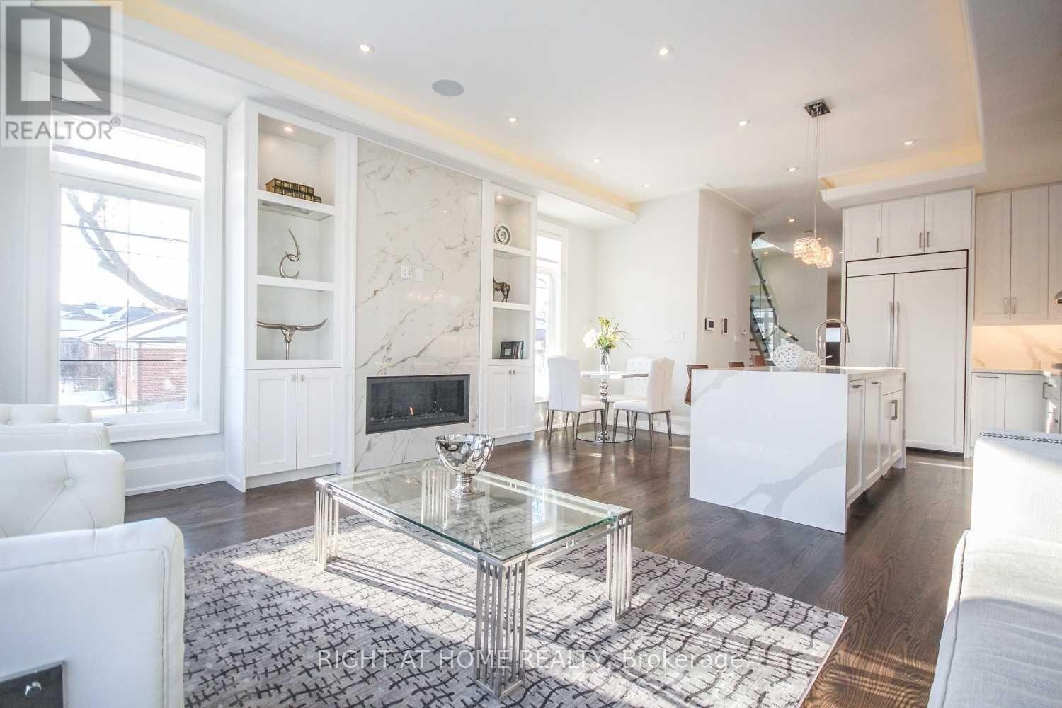 289 Connaught Avenue, Toronto, Ontario  M2M 1H7 - Photo 6 - C13660150