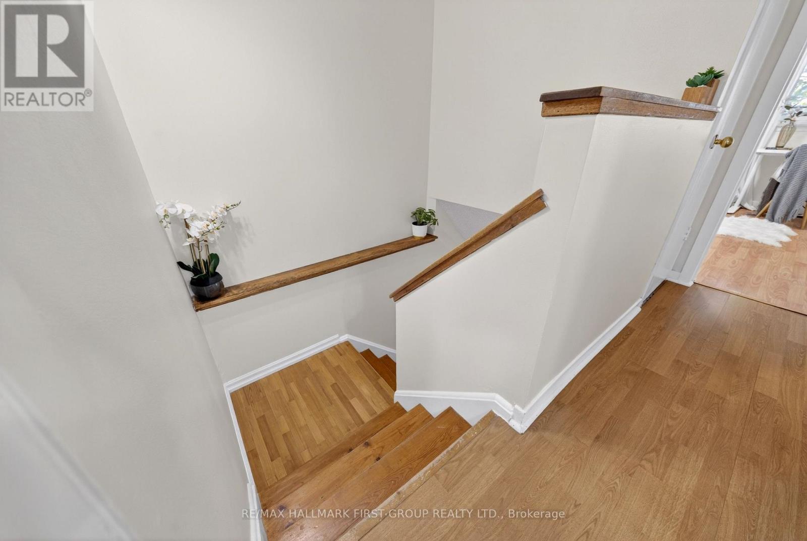 33 Harrison Court, Whitby, Ontario  L1N 6E2 - Photo 23 - E13660106