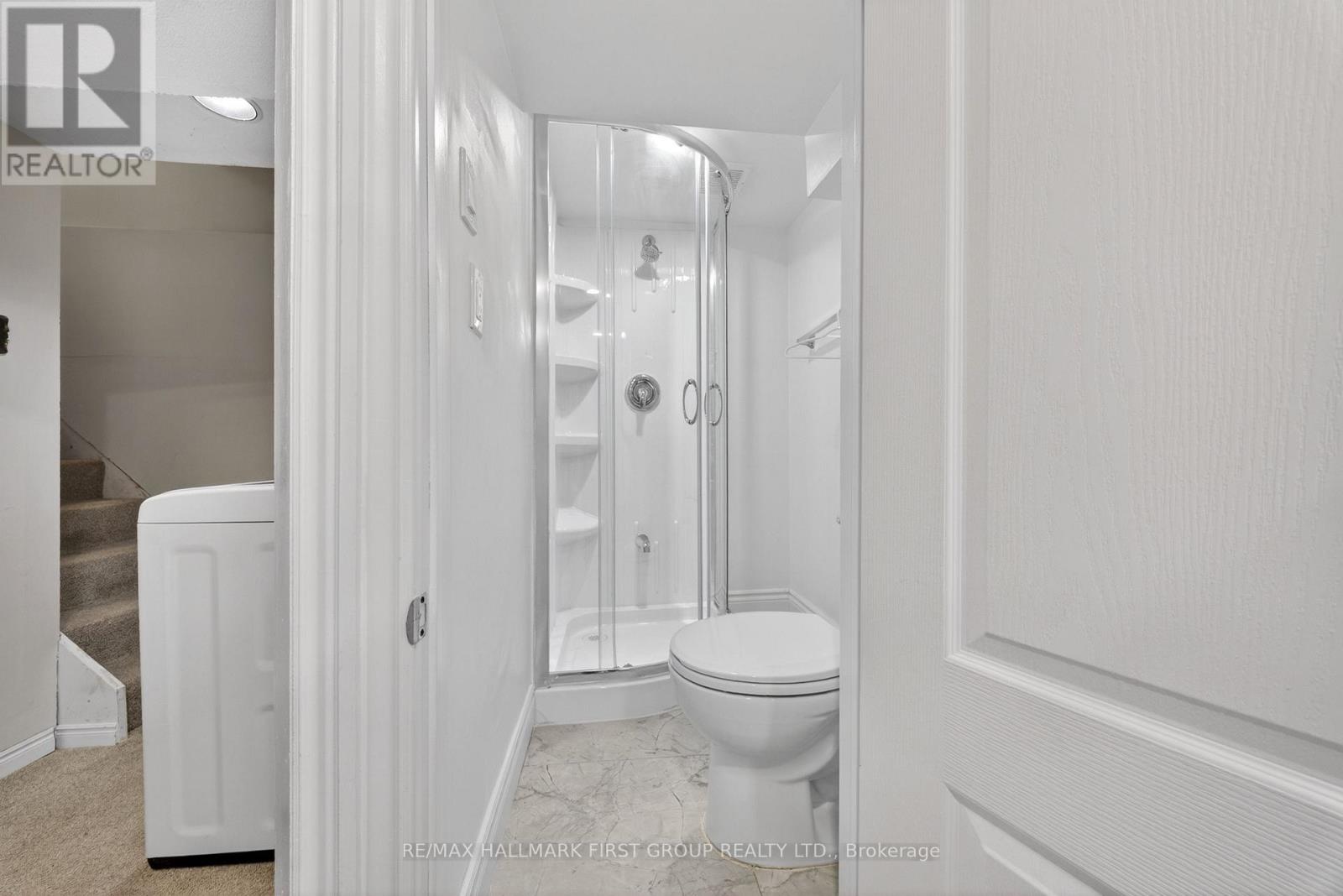 33 Harrison Court, Whitby, Ontario  L1N 6E2 - Photo 35 - E13660106