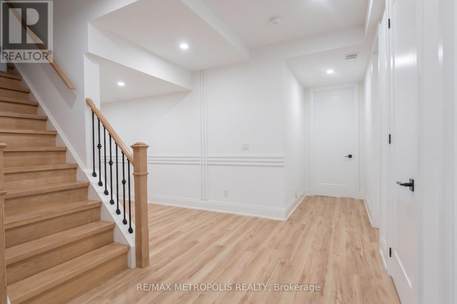 129 Silk Twist Drive, East Gwillimbury (Holland Landing), Ontario  L9M 0W1 - Photo 13 - N13660144