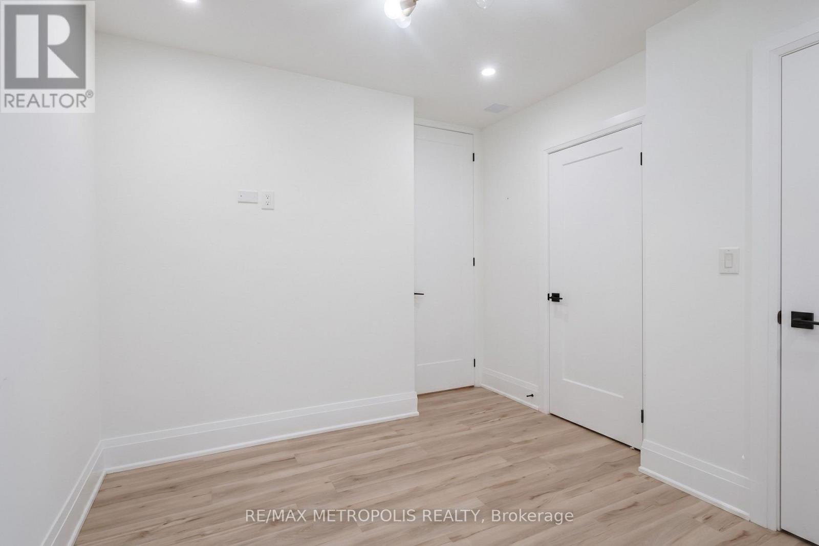 129 Silk Twist Drive, East Gwillimbury (Holland Landing), Ontario  L9M 0W1 - Photo 18 - N13660144