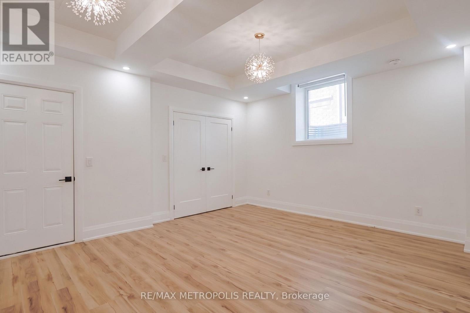129 Silk Twist Drive, East Gwillimbury (Holland Landing), Ontario  L9M 0W1 - Photo 5 - N13660144
