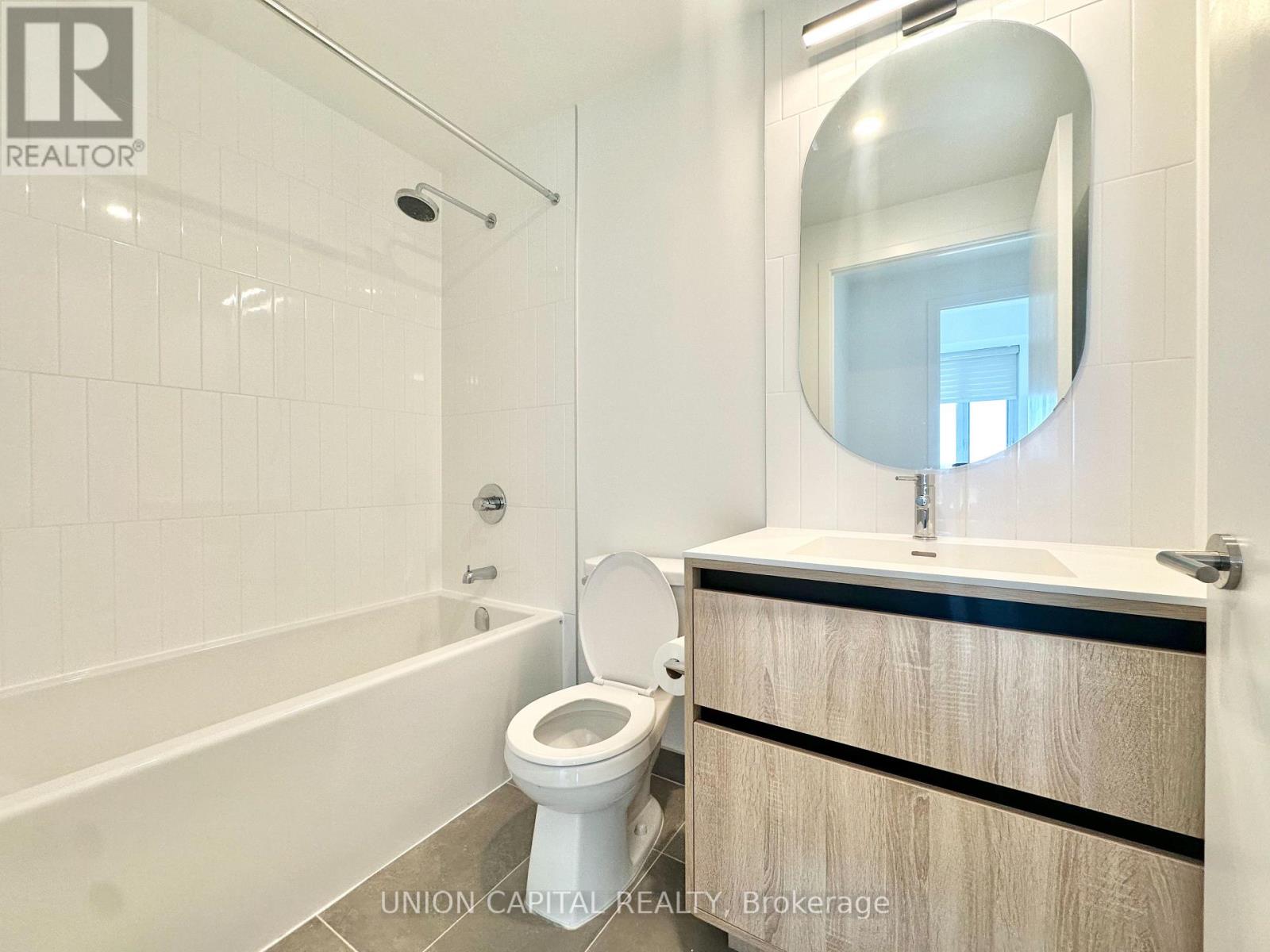 1126 - 7950 Bathurst Street, Vaughan (Beverley Glen), Ontario  L4J 0L4 - Photo 11 - N13660170