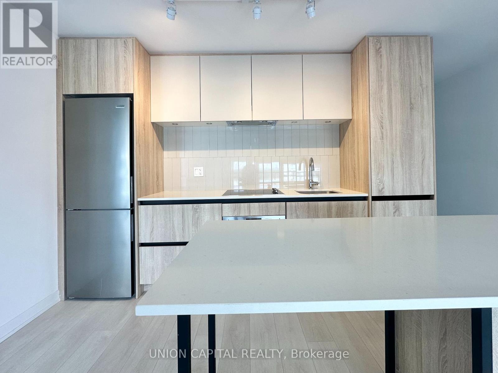 1126 - 7950 Bathurst Street, Vaughan (Beverley Glen), Ontario  L4J 0L4 - Photo 6 - N13660170